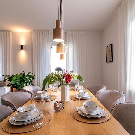 Stilvolles City-Apartment I Netflix I Wlan L Stellplatz I Zentral Schwarzenberg  Exterior photo