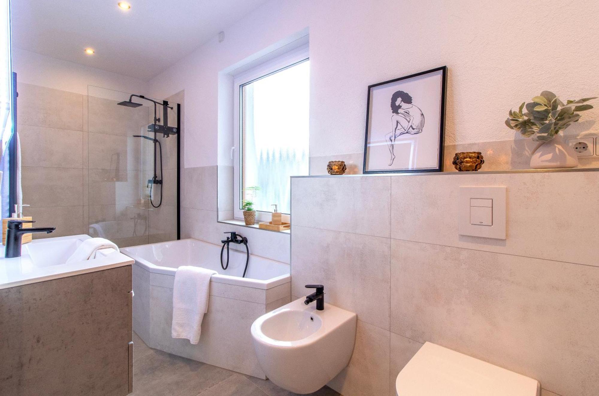 Stilvolles City-Apartment I Netflix I Wlan L Stellplatz I Zentral Schwarzenberg  Exterior photo