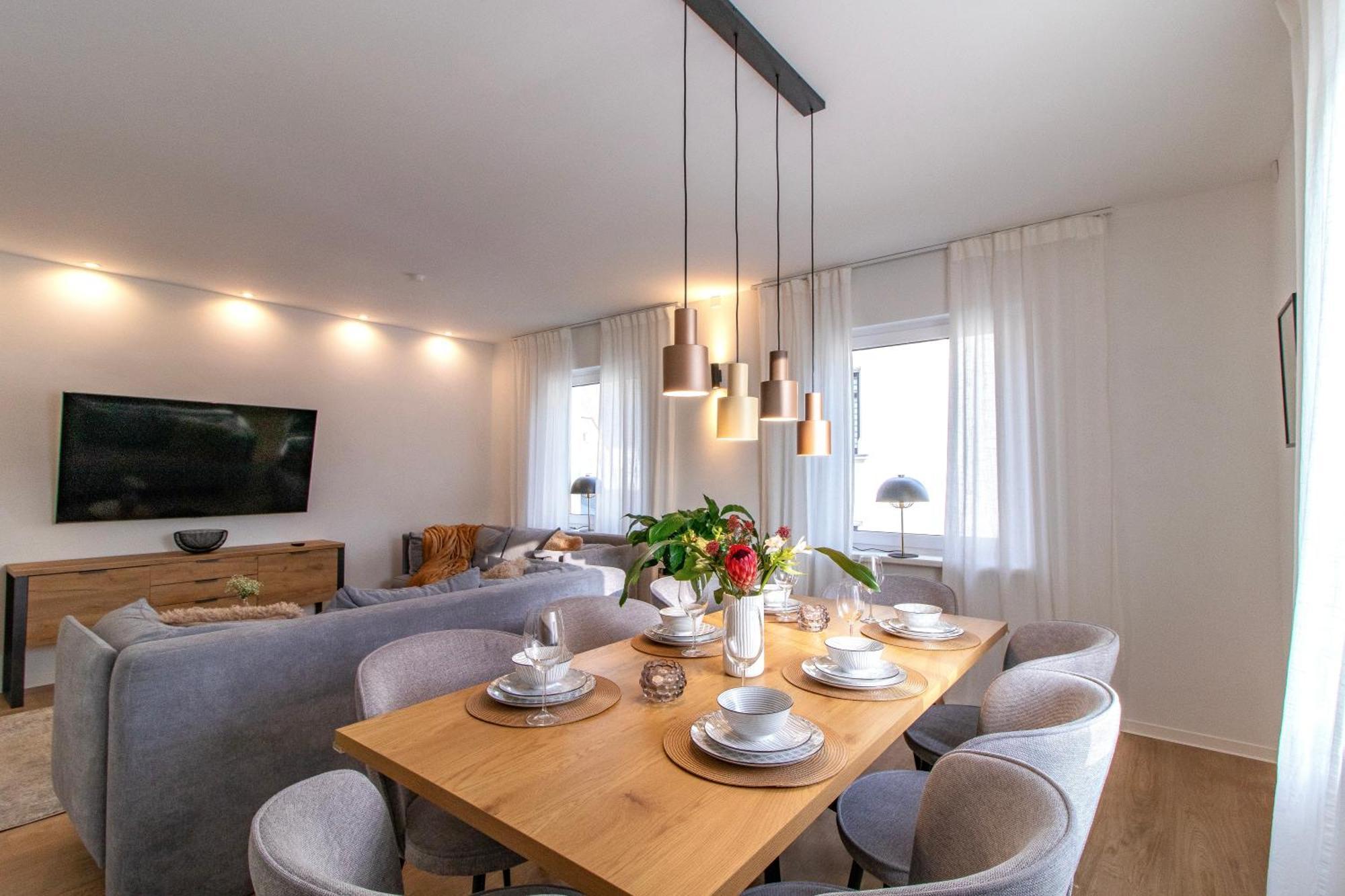 Stilvolles City-Apartment I Netflix I Wlan L Stellplatz I Zentral Schwarzenberg  Exterior photo